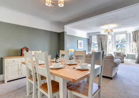 The dining area at Ivydene, Looe