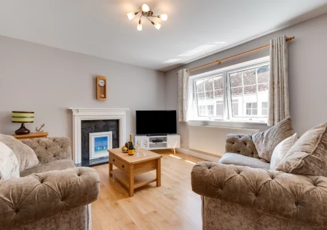 The living room at Jackdaws, Fowey