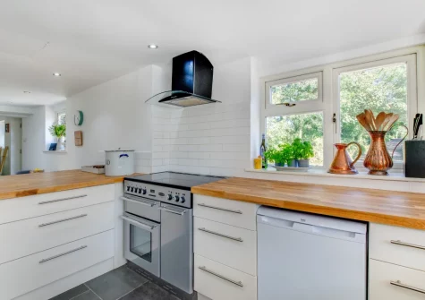 The kitchen at Jobs Cottage, Carleen