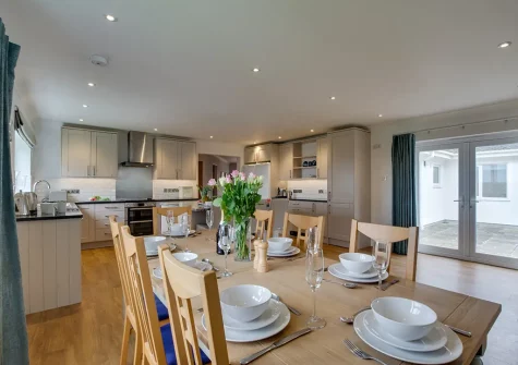 The dining area at Kalundu, Constantine Bay