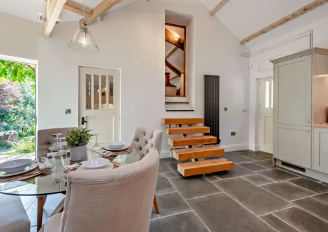 The dining area at Kelly Mill Cottage, Lifton