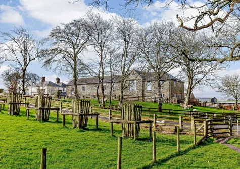 Perfectly positioned, this barn conversion offers the best of both coastal & rural living