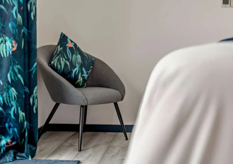 Bedroom #2 at Kingfishers Retreat, Hopworthy