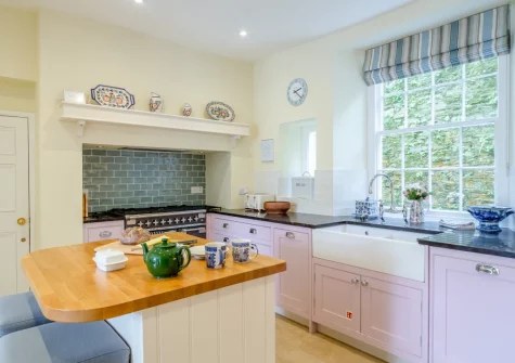 The kitchen at Kits House at Mixtow Creek, Lanteglos