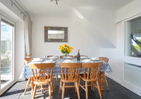 The dining area at Kittiwake, Constantine Bay