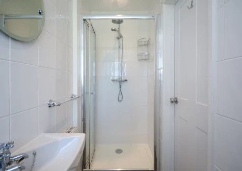 The ground floor shower room at Kittiwake, Constantine Bay