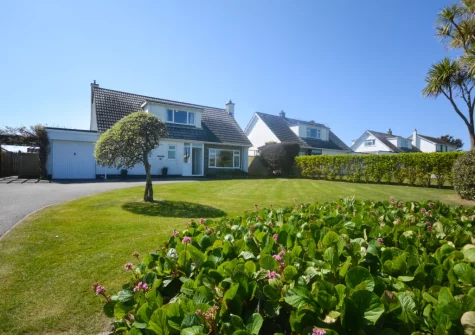 The front garden at Kittiwake, Constantine Bay