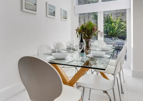 The dining area at Kittiwake, Padstow