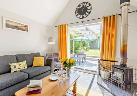 The living area at Klys Cottage, Bude