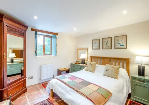 Bedroom #1 at Knaworthy, Frithelstock Stone