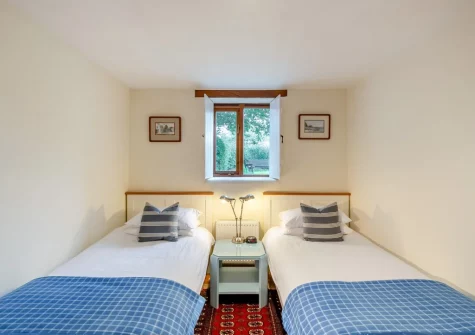 Bedroom #4 at Knaworthy, Frithelstock Stone