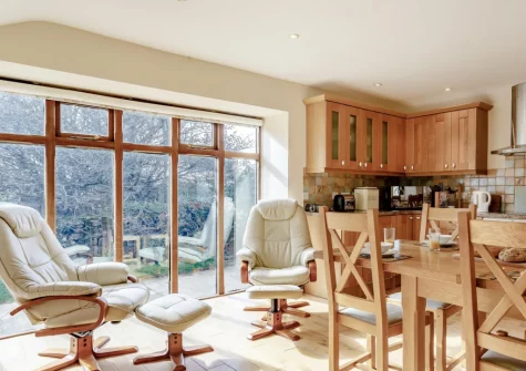 The kitchen & dining area at Knights Cottage, Lamorna