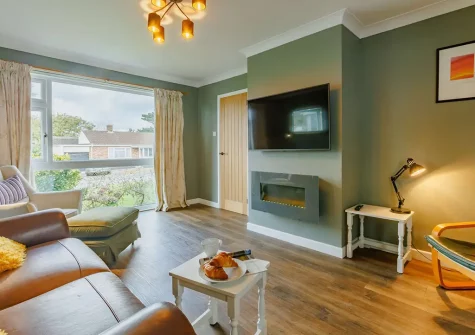 The living room at Knot House, Bude