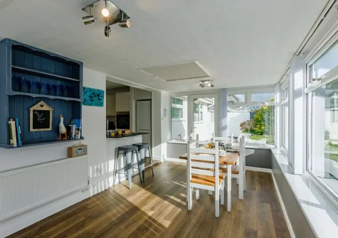 The dining area at Knot House, Bude