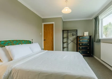 Bedroom #1 at Knot House, Bude