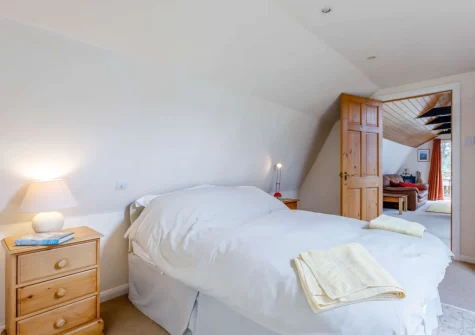 Bedroom #1 at Lakenham Lodge, Northam