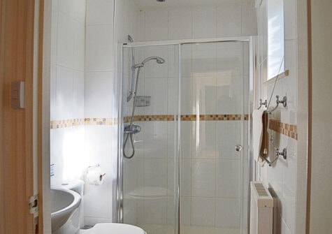 The shower room at Lambs Gate, Newbarn Farm, Collaton St Mary