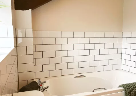The bathroom at Lamerton Barn, Holsworthy