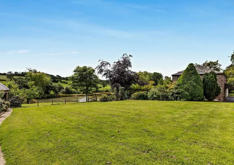 The enclosed garden at Lamerton Barn, Holsworthy