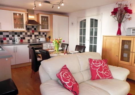 The living, dining area & kitchen at Lamorna, Porthleven