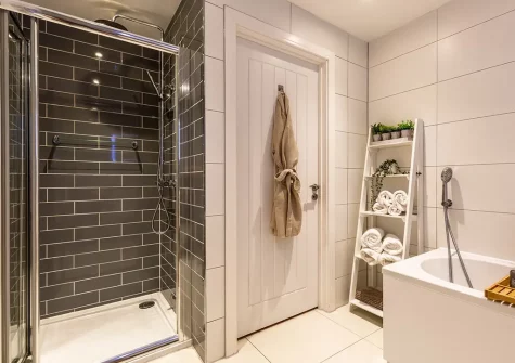 The bathroom at Lantern View, Ilfracombe