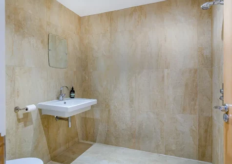 The wet room at Lanveans, Bude