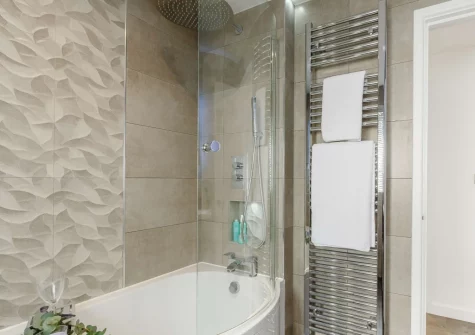 The bathroom at Lazy Acres, Pyworthy