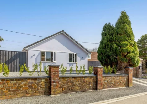 Lazy Acres is a renovated bungalow providing a superb space to relax in style