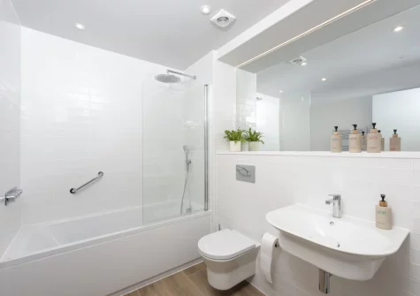 The bathroom at Lefransa at Una, St Ives