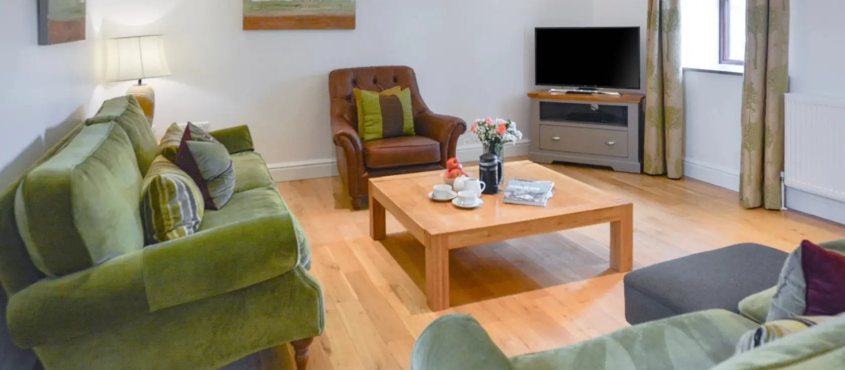 Levant, Germoe is a beautifully converted barn in idyllic rural setting with far-reaching countryside views. Perfect for families seeking countryside tranquillity and authentic charm, yet just 3km from Praa Sands' pristine beaches.