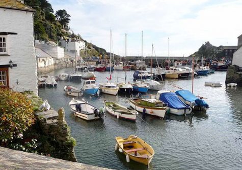 Libbys Cottage is close to Polperro's pretty harbour