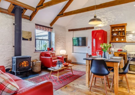 The living & dining area at Linden at South Tofrey Farm, Golant