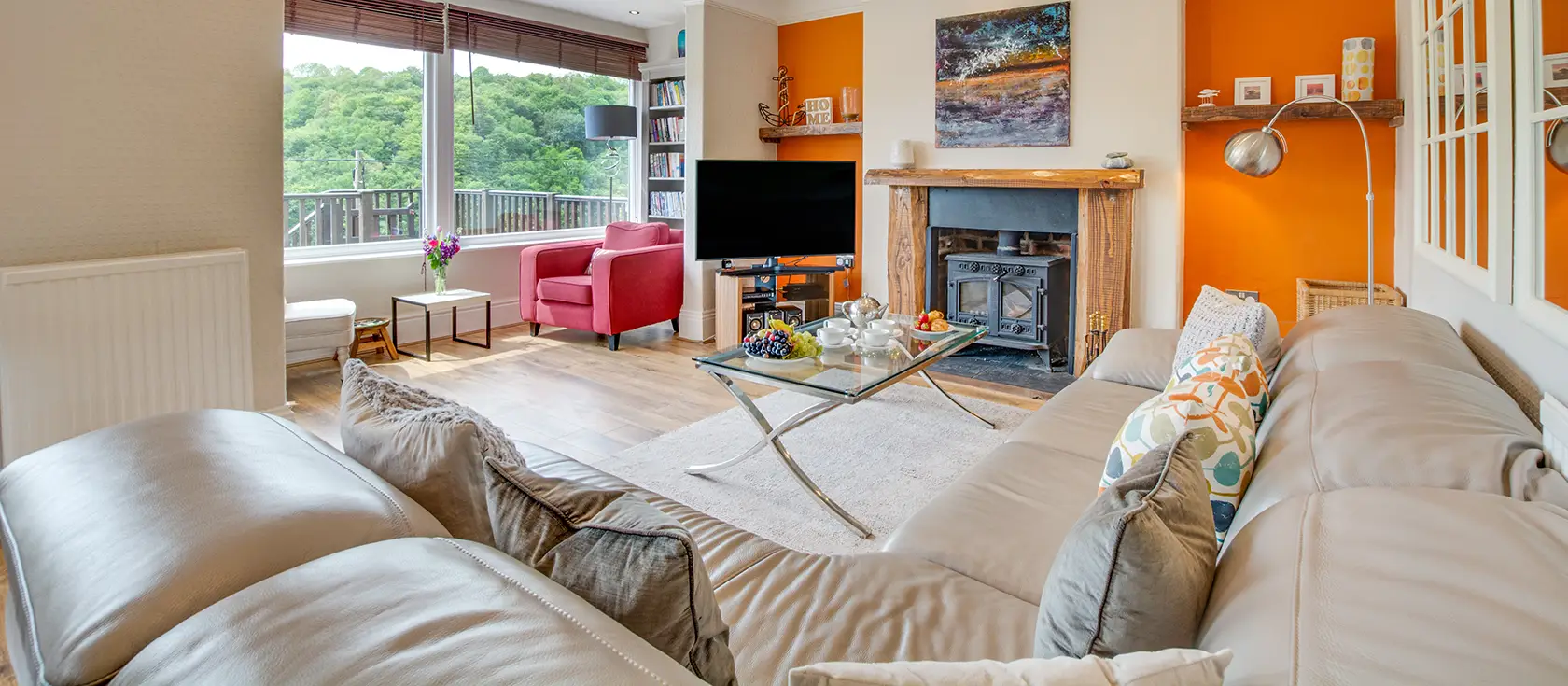 Lindos, Looe is a stunning eight-bedroom Victorian house with breathtaking river views. This spacious family retreat features luxurious interiors, multiple bathrooms, and a private master balcony—perfect for unforgettable memories with loved ones.