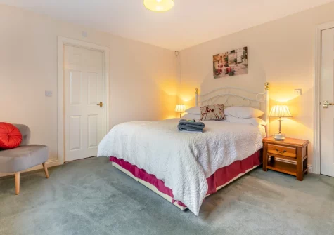Bedroom #1 at Little Birds, St Merryn