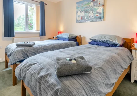 Bedroom #3 at Little Birds, St Merryn