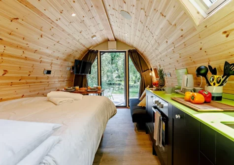 The king-size bed at Little Cedar at Meldon Lodge Park, Meldon