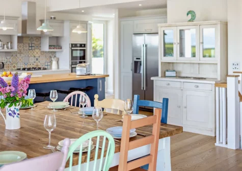 The dining area at Little Egret View, Newquay