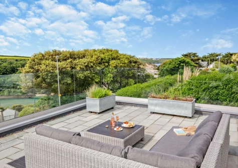 The front patio & outdoor sitting area at Little Egret View, Newquay