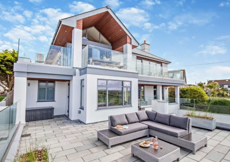 The front patio & outdoor sitting area at Little Egret View, Newquay