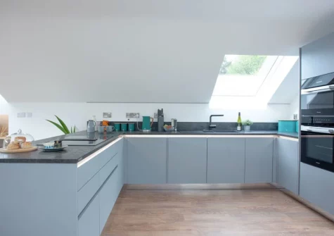 The kitchen at Little Foxes, Perranporth