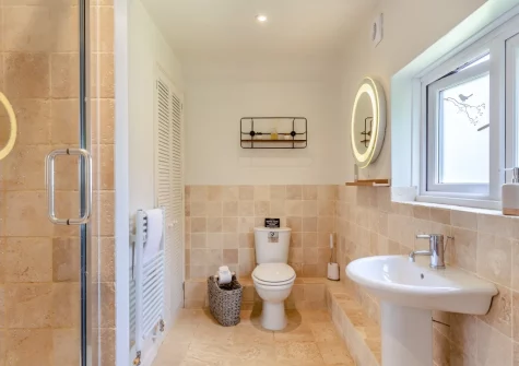 Bedroom #1 en-suite shower room at Little Lower Pengelly, Blisland