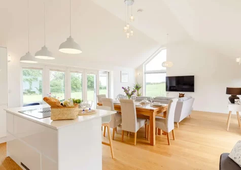 The kitchen & dining area at Little Owls Barn, Tideford Cross