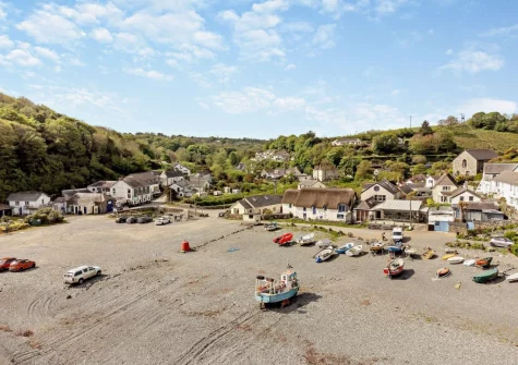 Little Pebble is in a prime spot on the edge of Porthallow Beach - a great beach for swimming, sailing & diving