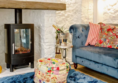 The living area at Little Puffins, Appledore