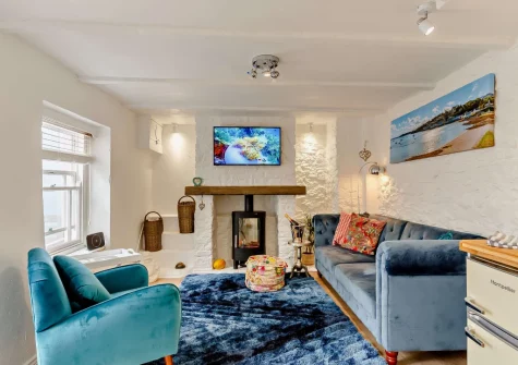 The living area at Little Puffins, Appledore