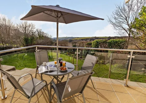The patio & alfresco dining area at Little Trelana, Kilkhampton