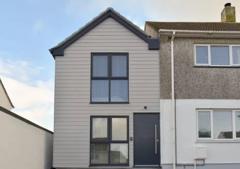 The Little Trevose is a real gem located in a quiet residential area of Padstow at Little Trevose, Padstow