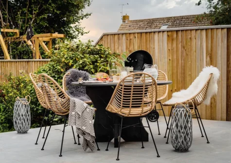 The patio, barbecue & alfresco dining area at Littlefields, Seaton