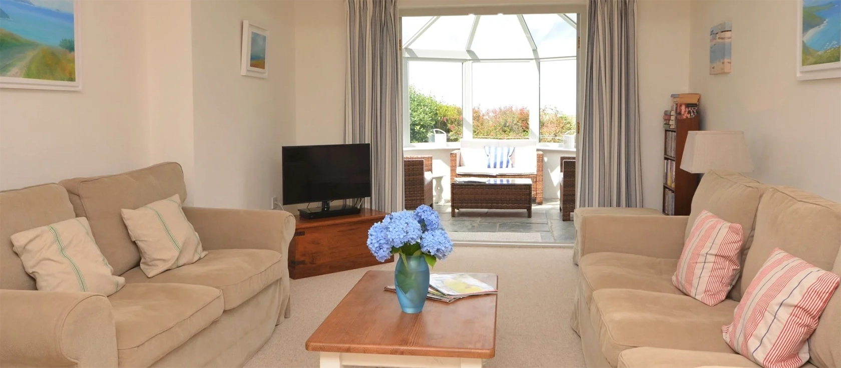 Long Cottage, Trelights is a charming four-bedroom cottage in Cornwall, blending rustic allure with modern comforts, ideal for family getaways in a serene setting. Just 2 miles from Port Isaac, it's an ideal base to explore North Cornwall.