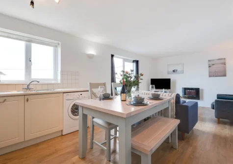 The kitchen & dining area at Loveday, Porthleven